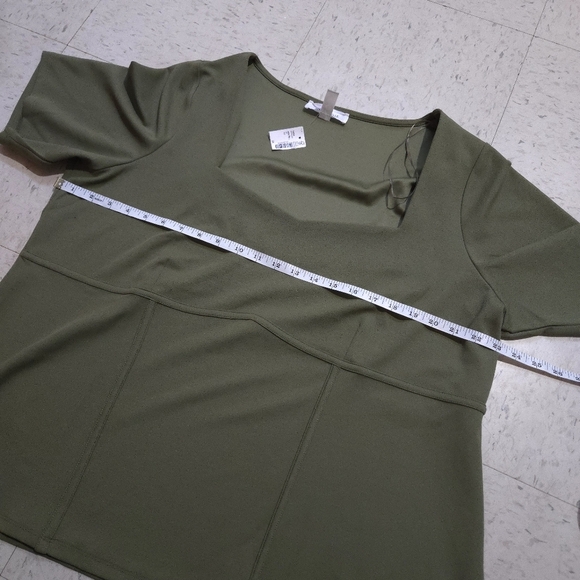 Addition elle | Olive Green Women's Top - Picture 10 of 10